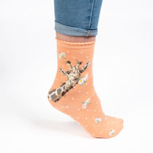 Load image into Gallery viewer, 'Flowers' Giraffe socks