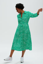 Load image into Gallery viewer, Paola Shirt Dress - Green, Leopard Love Hearts
